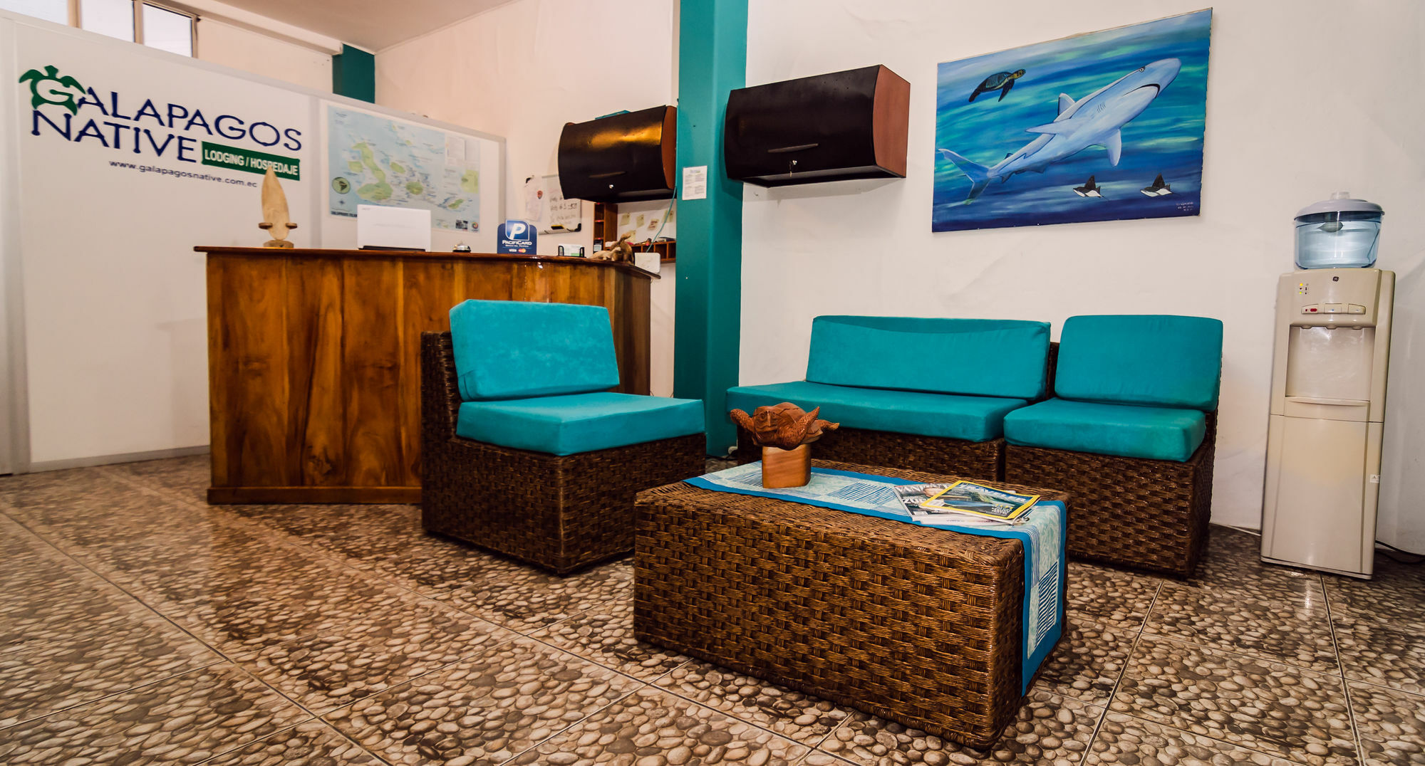 Galapagos Native Hostel Puerto Ayora  Buitenkant foto